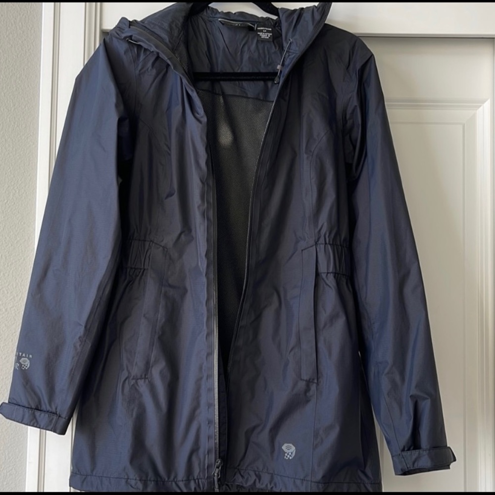 Mountain hardware cinched waist rain jacket